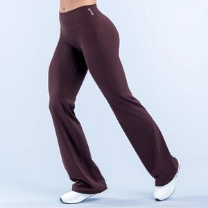 Dfyne Orgin Flare Leggings SHORT LENGTH- Espresso